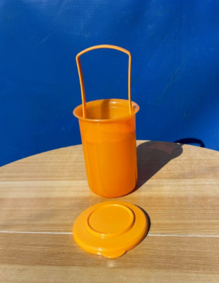 Tupperware Mini Round Pick-A-Deli 2cups Diferent Colors, Plastic and Acrylic New