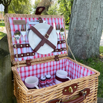Picnic basket 2024 and blanket