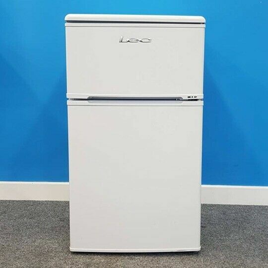 LEC Undercounter Fridge Freezer T50082W/SH00266 3 Months Guarantee