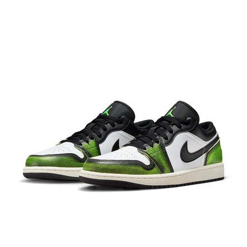 Nike Air Jordan 1 Low \"Green ダンク 25.5 The Women's Air Jordan 1 MM Low Lucky Green Releases April 2024