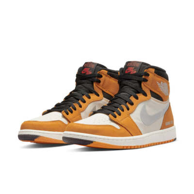 Nike Nike Air Jordan 1 High Element GORE-TEX Light Curry DB2889-700