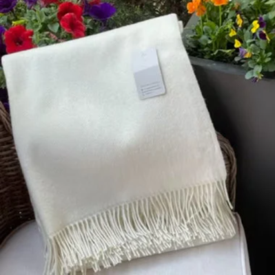 Wool blanket white 2025