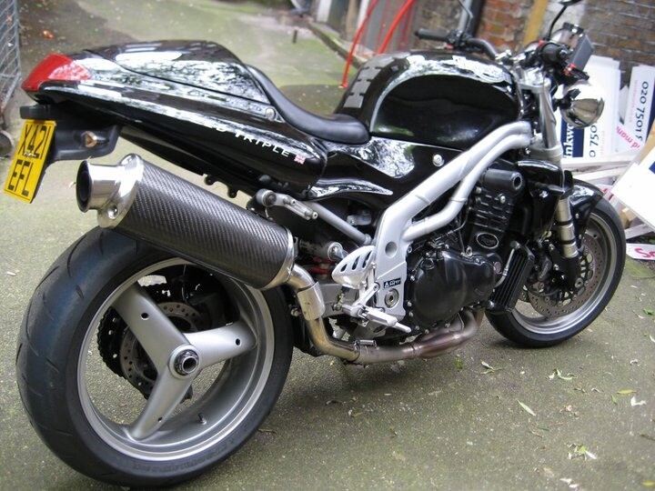 triumph daytona 955i exhaust