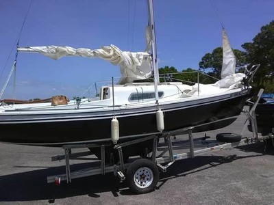 1978 Balboa 20' day sailer swing keel