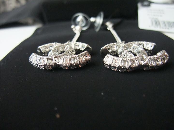 NWT CHANEL Crystal Baguette CC Drop Chain Silver Dangle