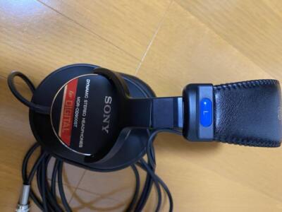 MDRーCD900ST SONY MDR-CD900ST PROFESSIONAL MONITOR HEADPHONES NEW Japan