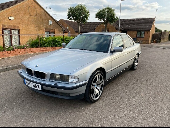 Bmw e38 735i