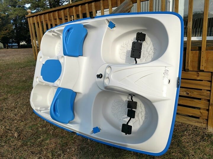 SUNDOLPHIN Sun Dolphin Sun Slider 5 Seat Pedal Boat With Canopy