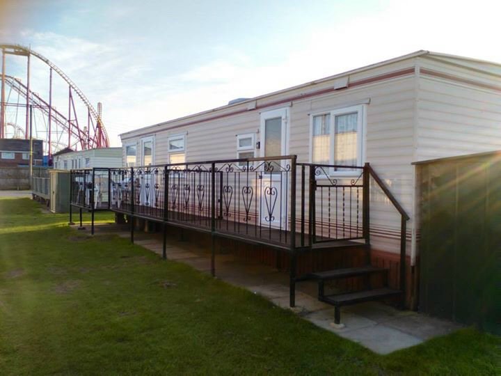 caravan for hire SUNNYMEDE Ingoldmells in Spilsby, Lincolnshire Gumtree