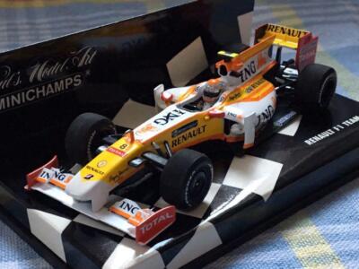 Renault F1 R29 #8 1/18 MINICHAMPS 限定品 Minichamps 1:18 Fernando Alonso Renault R29 formula 1 2009