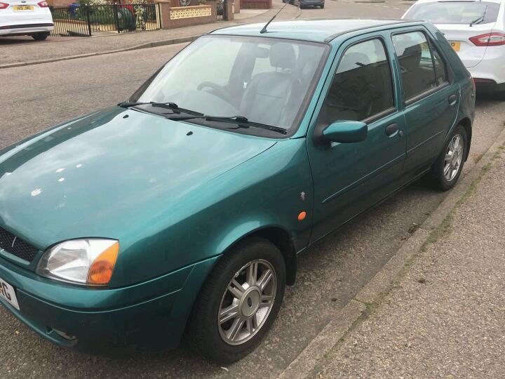Ford fiesta 2001
