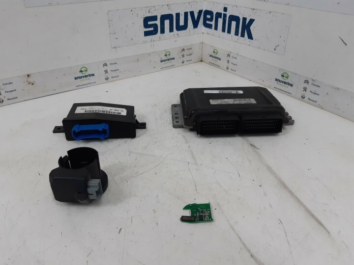 Calculateur Moteur Ecu Renault Kangoo (Kc) 2001 8200032776|8200109024