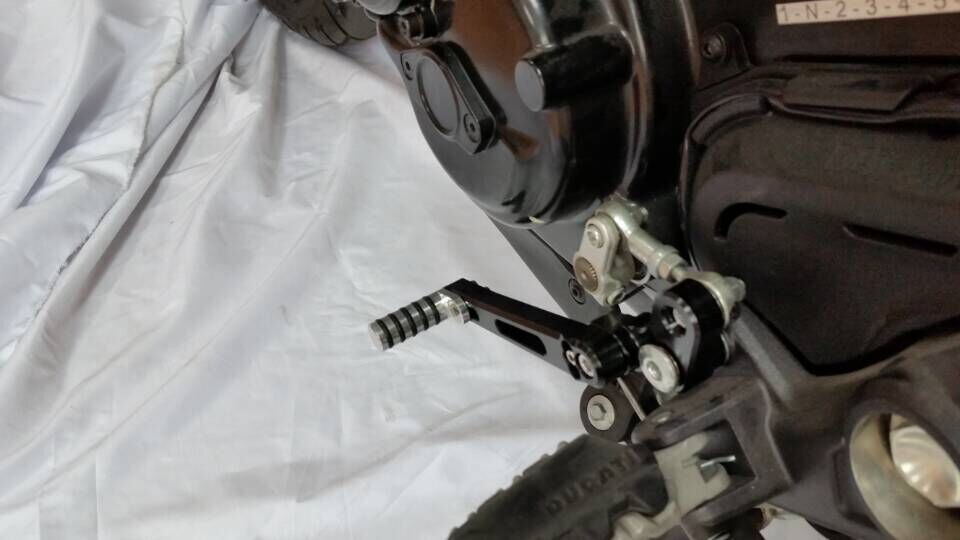 Left Shift Pedal Gear Foot Lever Shifter For DUCATI Hypermotard 821/939 SP Black