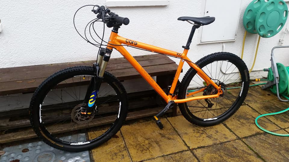 genesis terra 700c women's hybrid bike