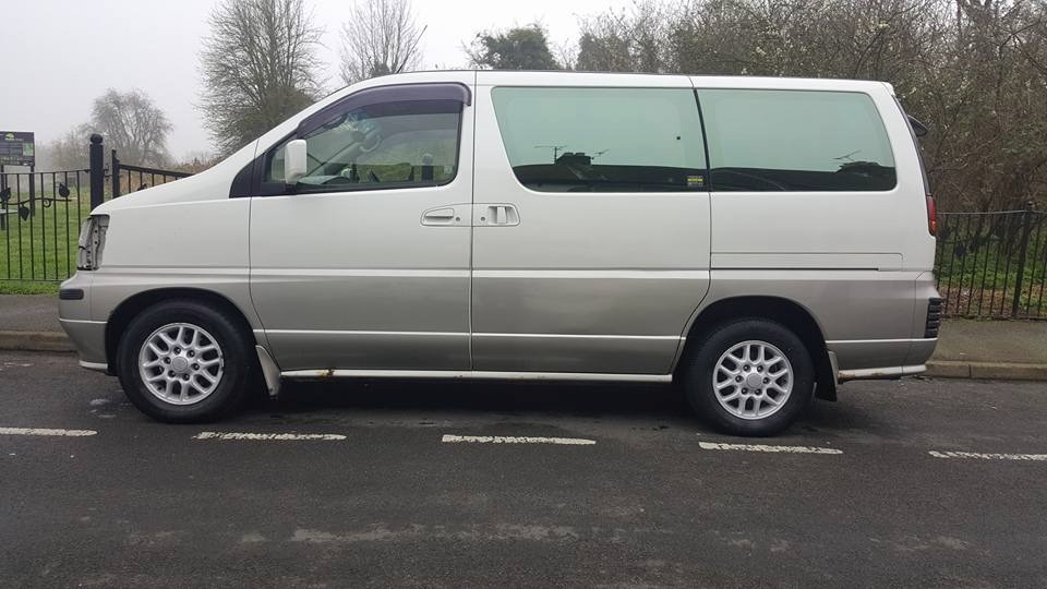 Nissan elgrand 3