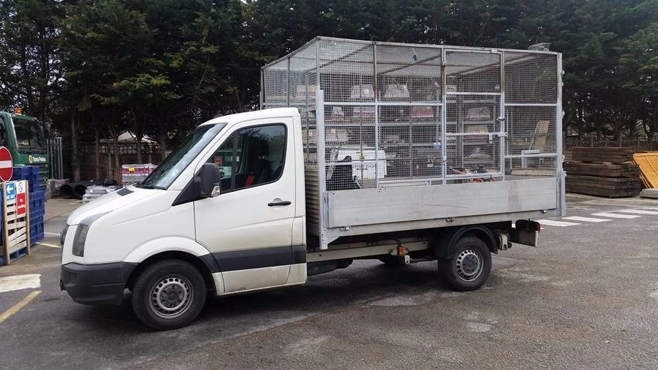 SAME DAY SERVICE / WASTE DISPOSAL / RUBBISH COLLECTION / JUNK REMOVAL