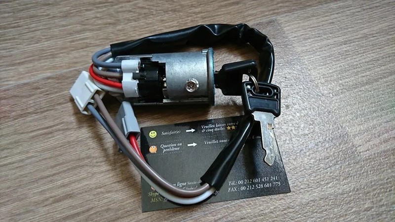 Neiman Antivol Direction 4161-36 Peugeot P104 P204 P304 P404 P504 P604 Neuf