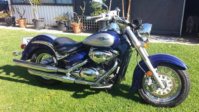 Vl800 suzuki boulevard