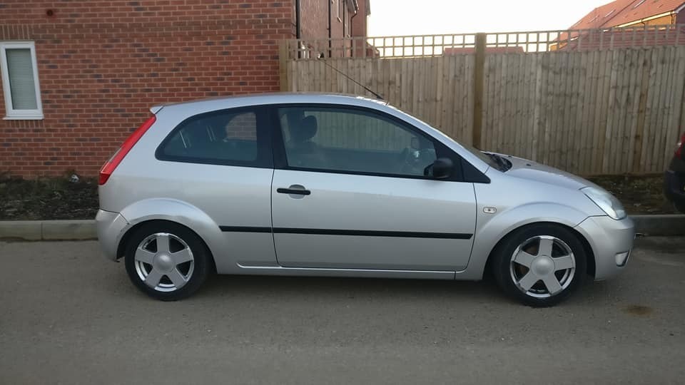 Ford fiesta mk6 седан