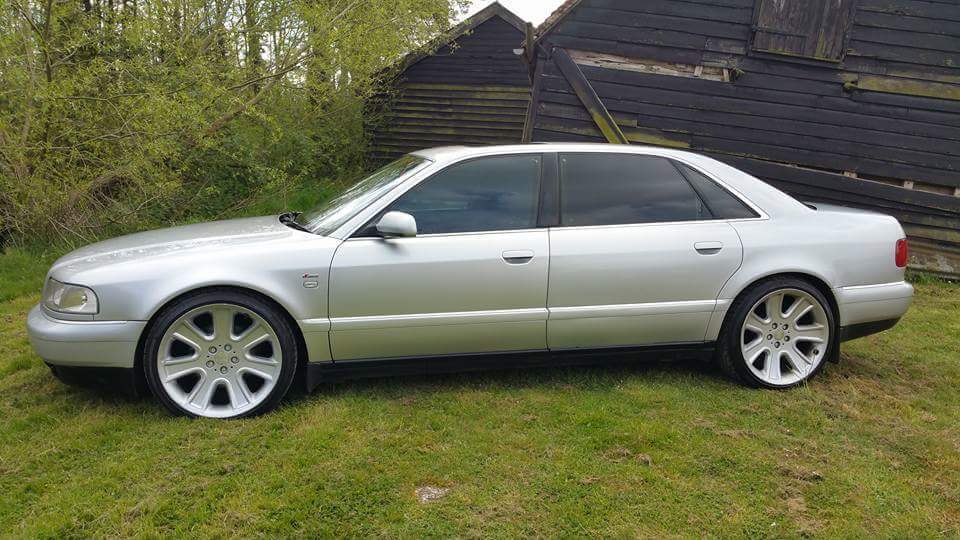 Audi s8 long
