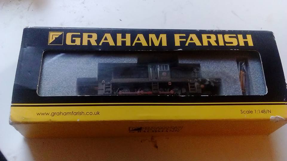 Graham Farish N Gauge Class 14 Model Train Boxed in Bournemouth