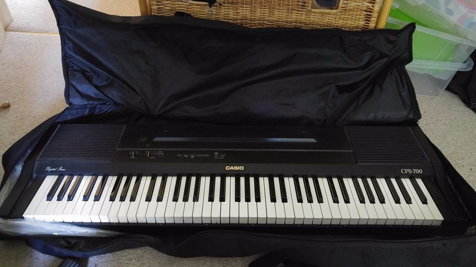 PRICE NEGOTIABLE Casio CPS700 Digital Piano / Keyboard in Guildford