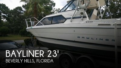 1996 Bayliner 2452 Ciera Express Used