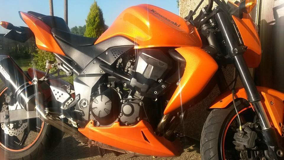 filter air z750 l8f in Kawazaki  Orange 2008, Wiltshire z750 Chippenham,