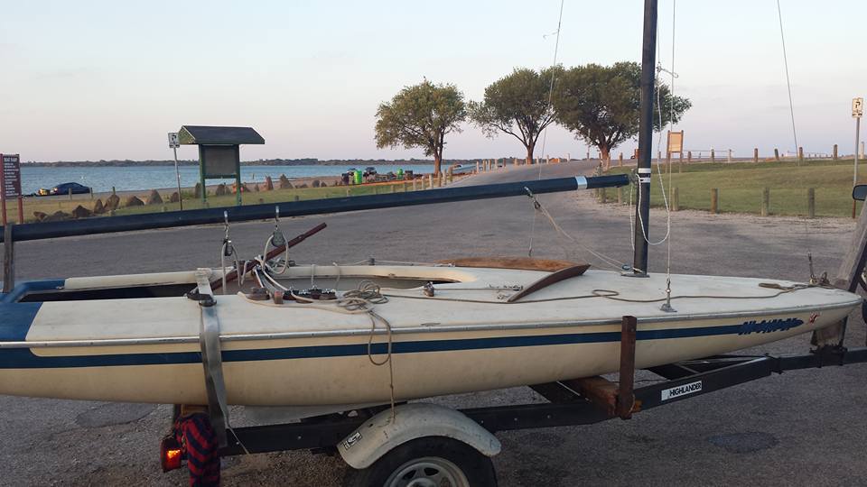 SAILBOAT - 16 ft Melges mc scow 16