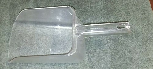 32 oz. Clear Plastic Utility or Ice Scoop Perfect for dry ingredients or Wet