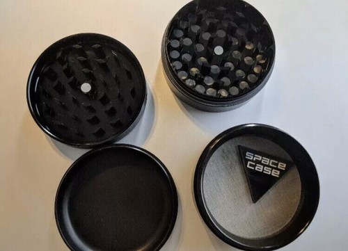 SPACE CASE Grinder Magnetic Herb - Medium 2.5 inch (BLACK) 4 Pcs - US SELLER