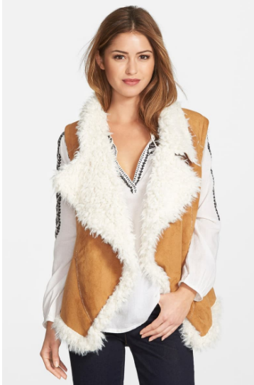 Two by Vince Camuto Women's Drape Front Faux Shearling Vest Tan