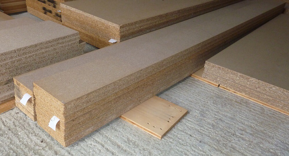 5 Pieces of NEW 25mm EGGAR P2 Chipboard. High Density