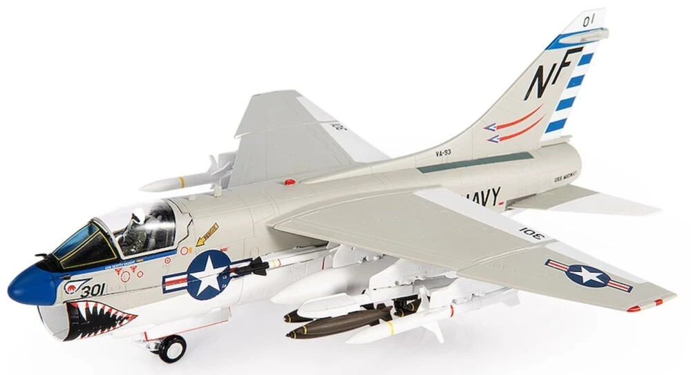 CENTURY WINGS A-7E コルセアII アメリカ海軍 Century Wings Vought A7E Corsair II USN VA-25 Fist of the