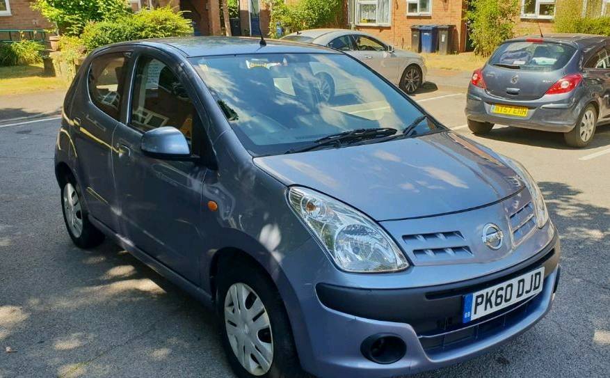 Nissan pixo 2010