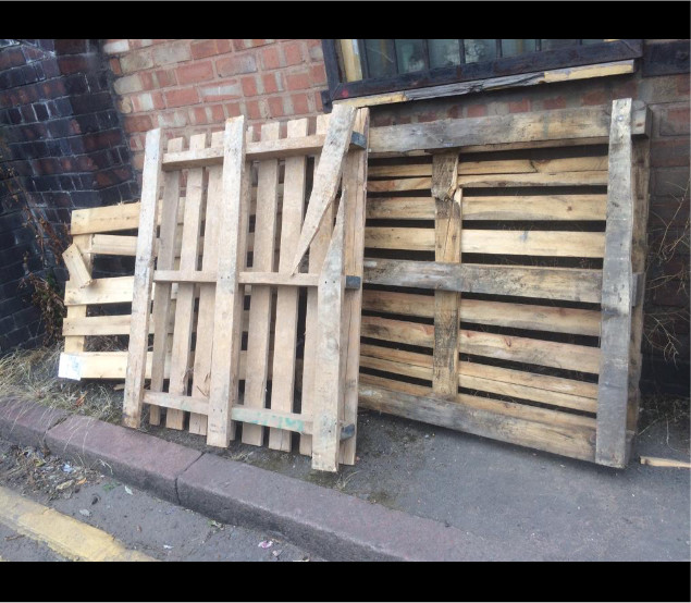 Free broken pallets .. ideal for fire wood kindling etc. Free