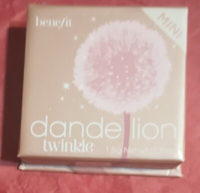 Benefit Dandelion Twinkle Highlighter Soft Nude Pink Highlighter 0.1 oz - Mini 