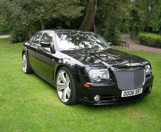 2006 CHRYSLER 300c 6.1 HEMI V8 SRT8 in Bolton