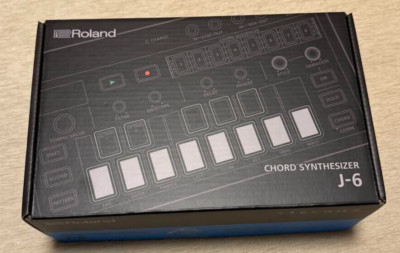 Roland J-6 AIRA Compact Chord Synthesizer JAPAN [NEW]