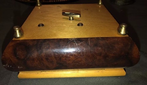 Vintage Reuge Music Box Heart  Inlay Wooden Italy Windup 5-1/4” Across A3