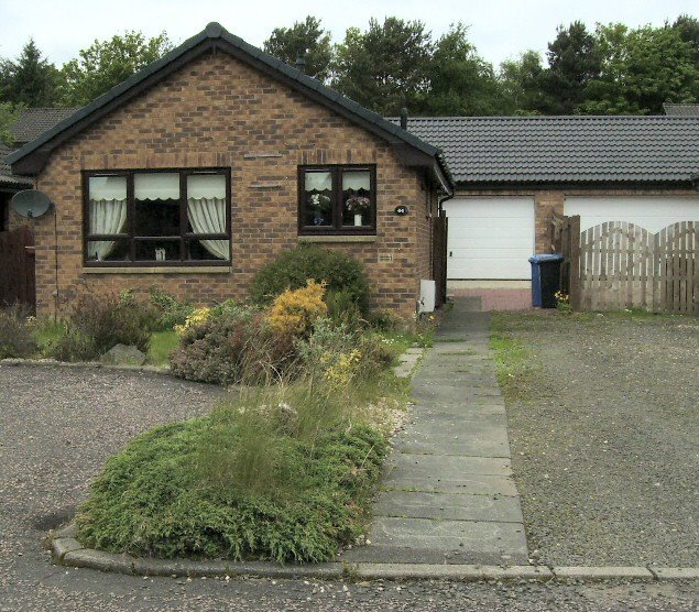 2 bedroom detached Bungalow, Livingston Village, , West Lothian in Livingston, West Lothian