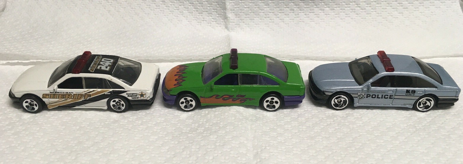 Police Cars Holden Commodore Sheriff  K9 + Green Cruiser W/ Flames