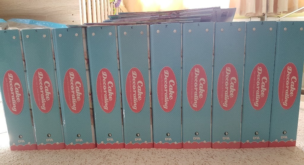 Cake Decorating Magazines Issues 1 To 167 With 10 Binders In