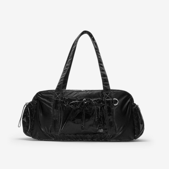 【New Balance】24AW新作 ★Glossy Ribbon duffel bag★送料込 24AW新作【New Balance】Glossy Ribbon ダッフルバッグ◇送料込