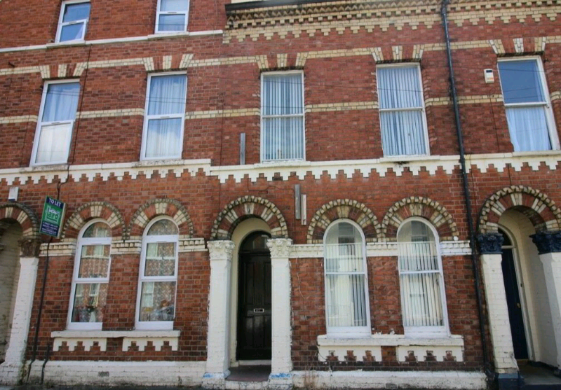 Large Refurbished Rooms Botanic Avenue in Belfast City Centre