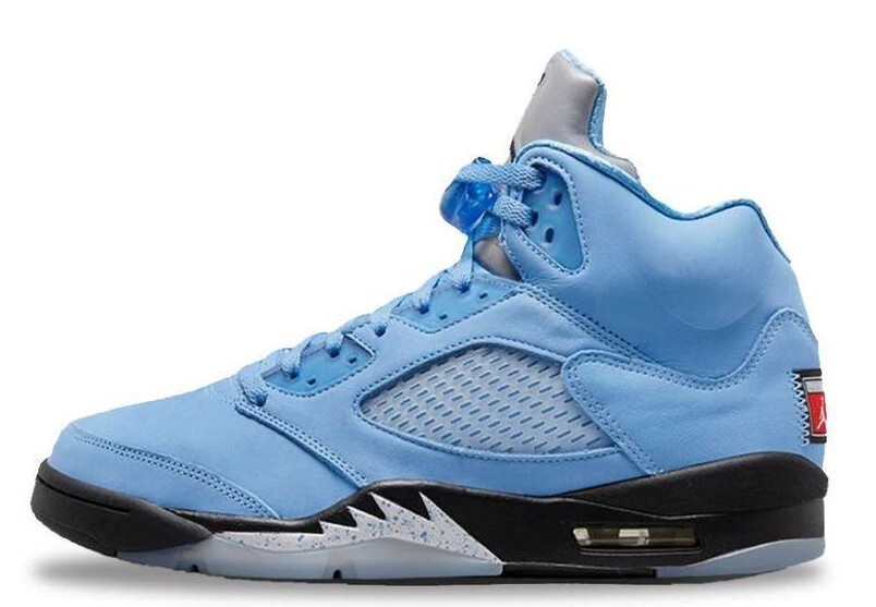 NIKE　Air Jordan 5 Retro SE Blue　30センチ　新品 Nike Air Jordan 5 Retro SE University Blue DV1310-401 US 7