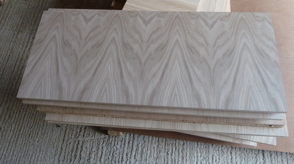 10 Pieces of New 18mm Light Oak Veneered Furniture Grade MDF 36in x