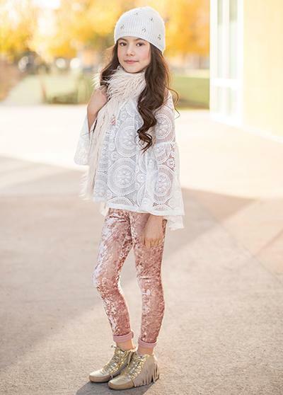 New Joyfolie VIVIENNE RHINESTONE HAT