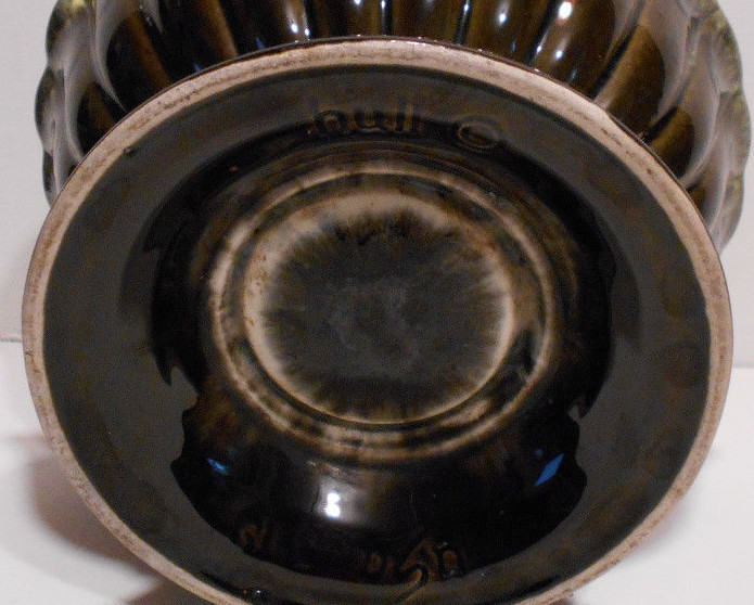 Green Drip Hull USA Pottery Planter/Vase B19 Mid Century Modern