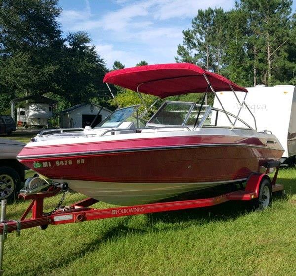 1990 horizon 180 18' boat